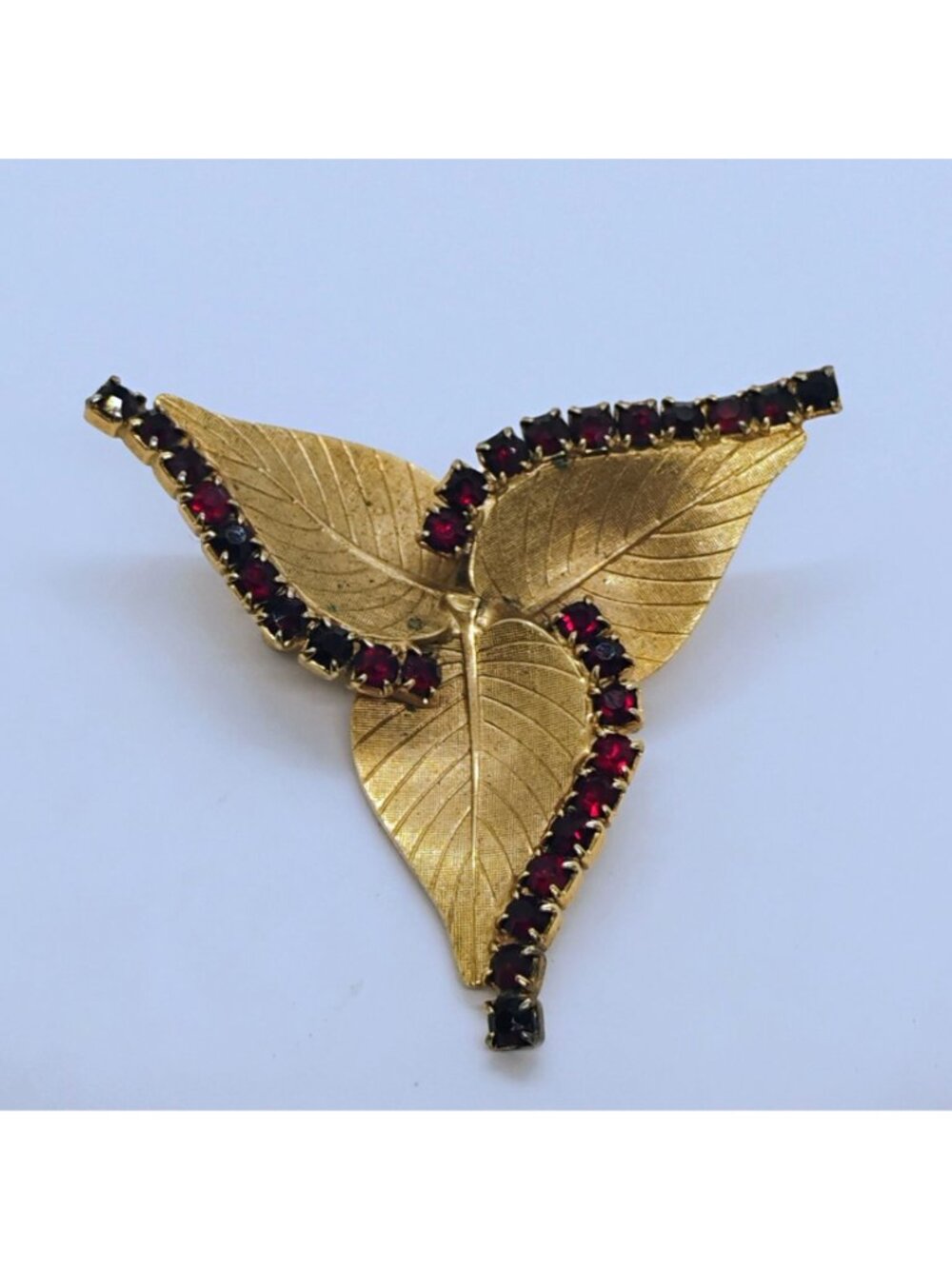 Vintage Red Rhinestone Gold Tone Triple Leaf Brooch Pin Statement 2" - Picture 3 of 5